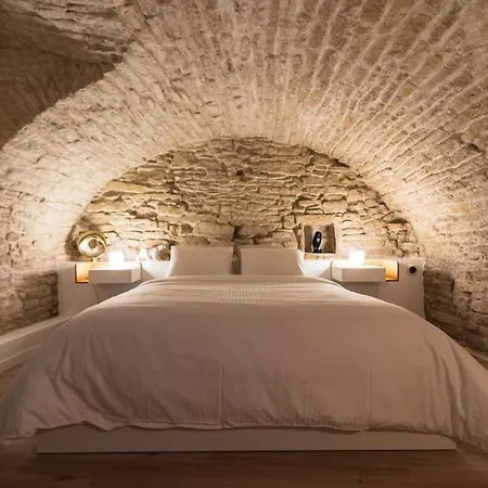 Chez Maya *